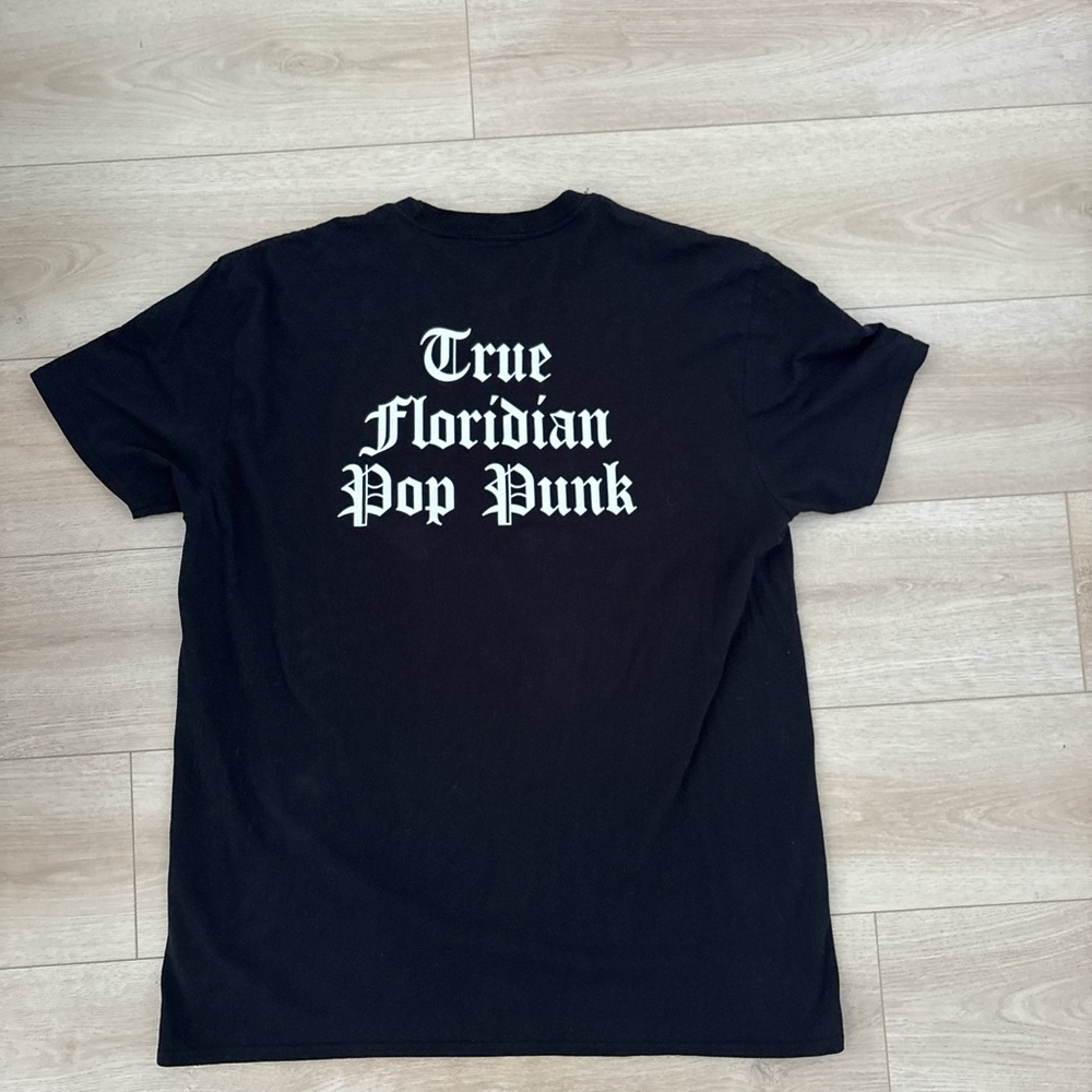 New found glory shirt - Picture 2 of 2